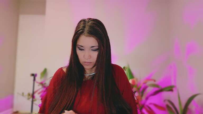 DivineLynn's Streamate show and profile