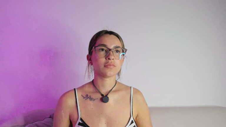 AuraRosse's Streamate show and profile