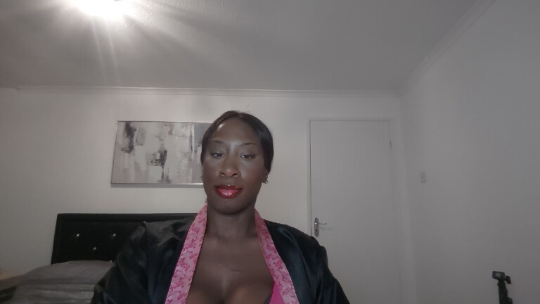 EnglishGoddessDestinyBlack's Streamate show and profile