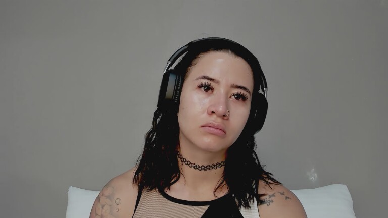 AngelMartins's Streamate show and profile