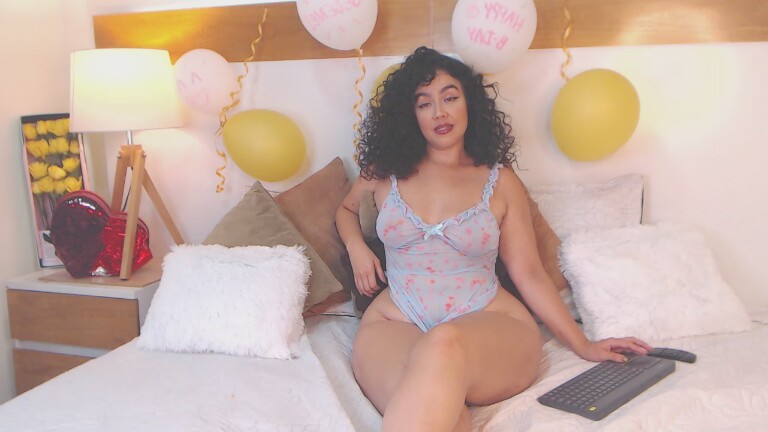 SeleneRisso's Streamate show and profile