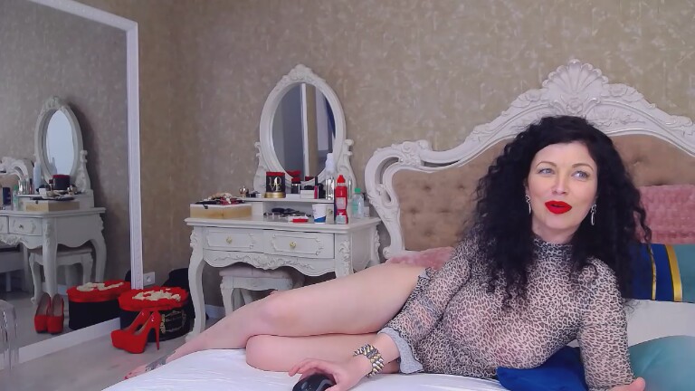 NataliaRed's Streamate show and profile