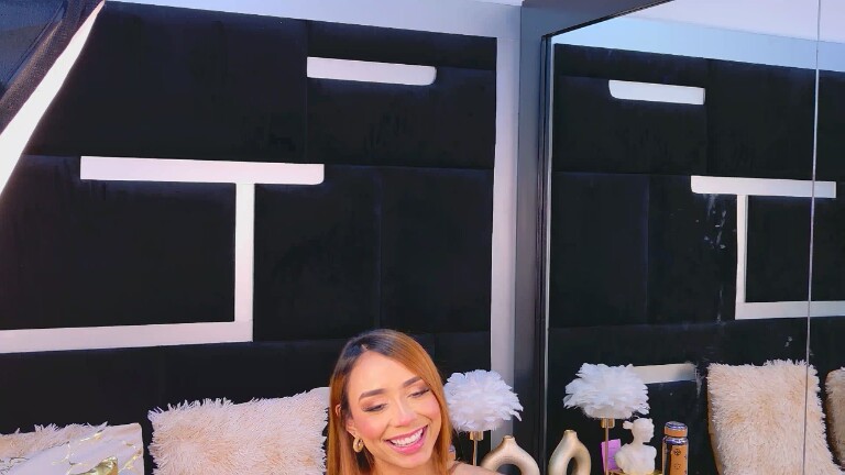 AlanaFerrara's Streamate show and profile