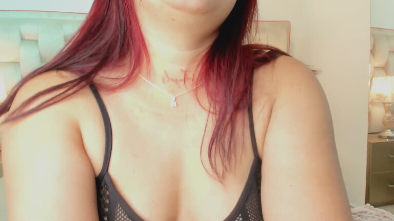 Zara_Luxe's Streamate show and profile